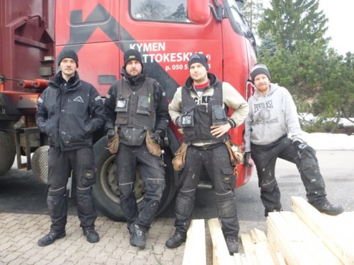 Kymen Kattokeskus testasi KINGI kateruuvia